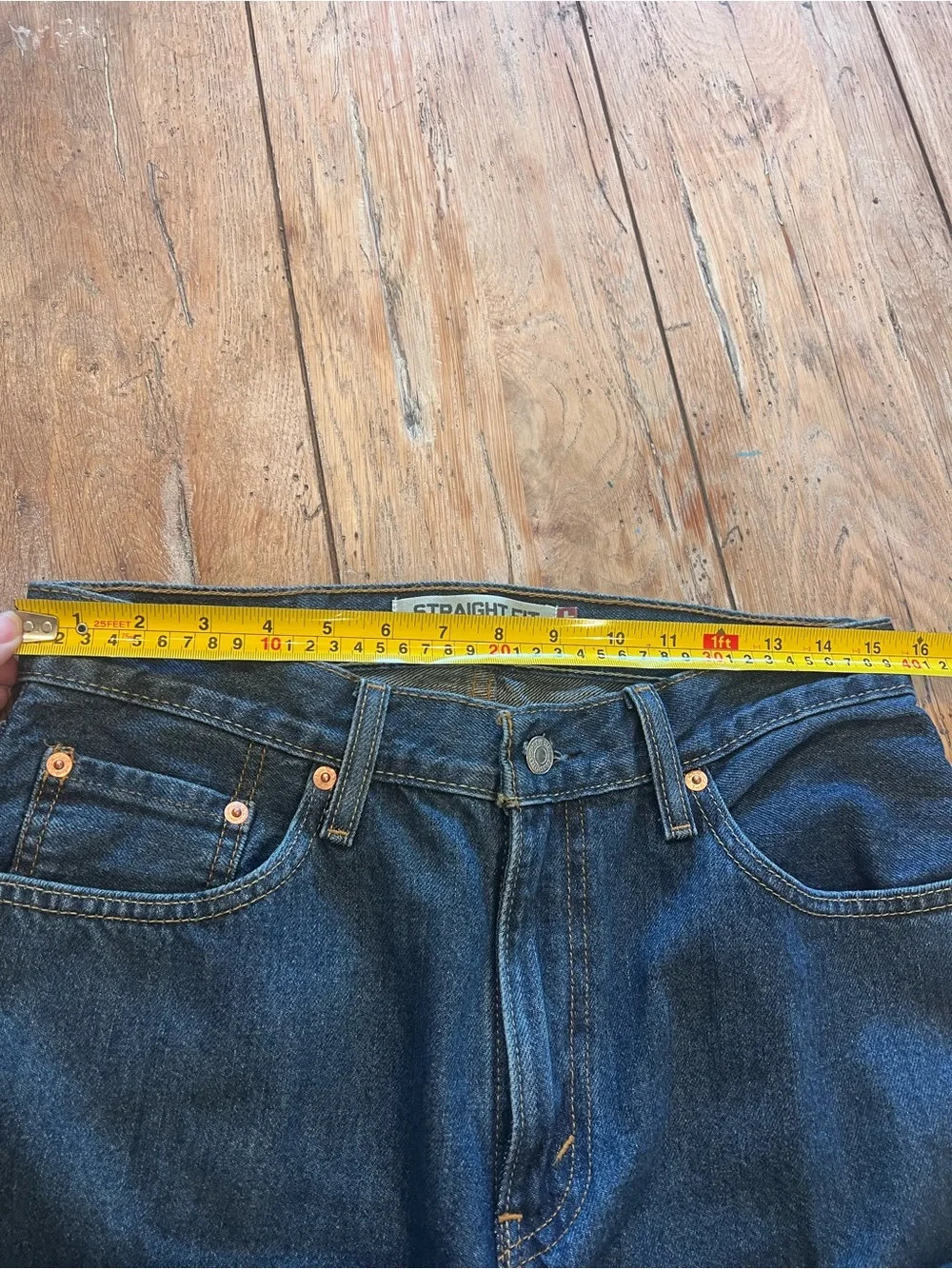 Levi's Men’s Blue Dark Wash Denim Jeans Straight Fit Mid Rise Streetwear 31/30